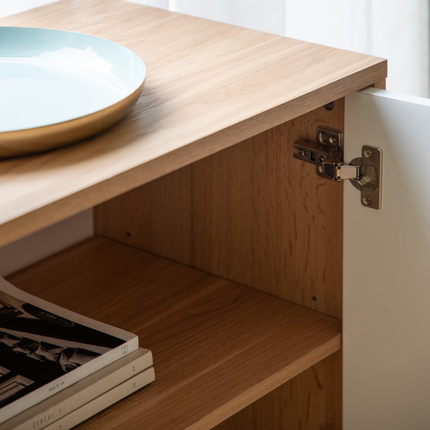 A Kikiathome.co.uk Newbury 2 Door Cabinet Oak White 1200x400x790mm, perfect for interior decor and home furniture.