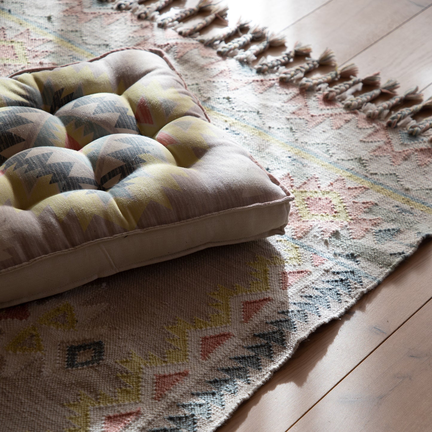 Load image into Gallery viewer, A SG Aztec Killim Rug Multi 1600x2300mm, adding style to home furniture and enhancing interior decor, from Kikiathome.co.uk.
